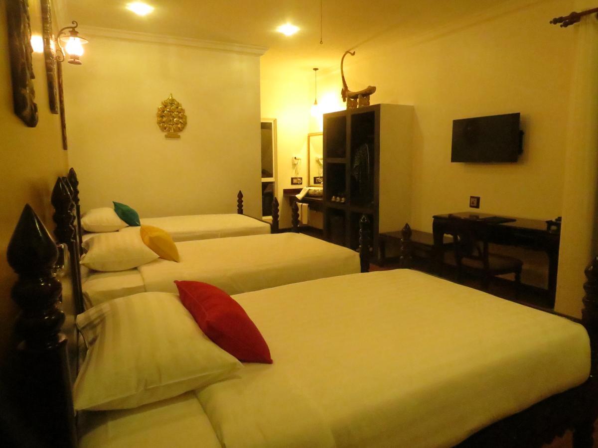 Beyond Yangon Inn Siem Reap Bagian luar foto