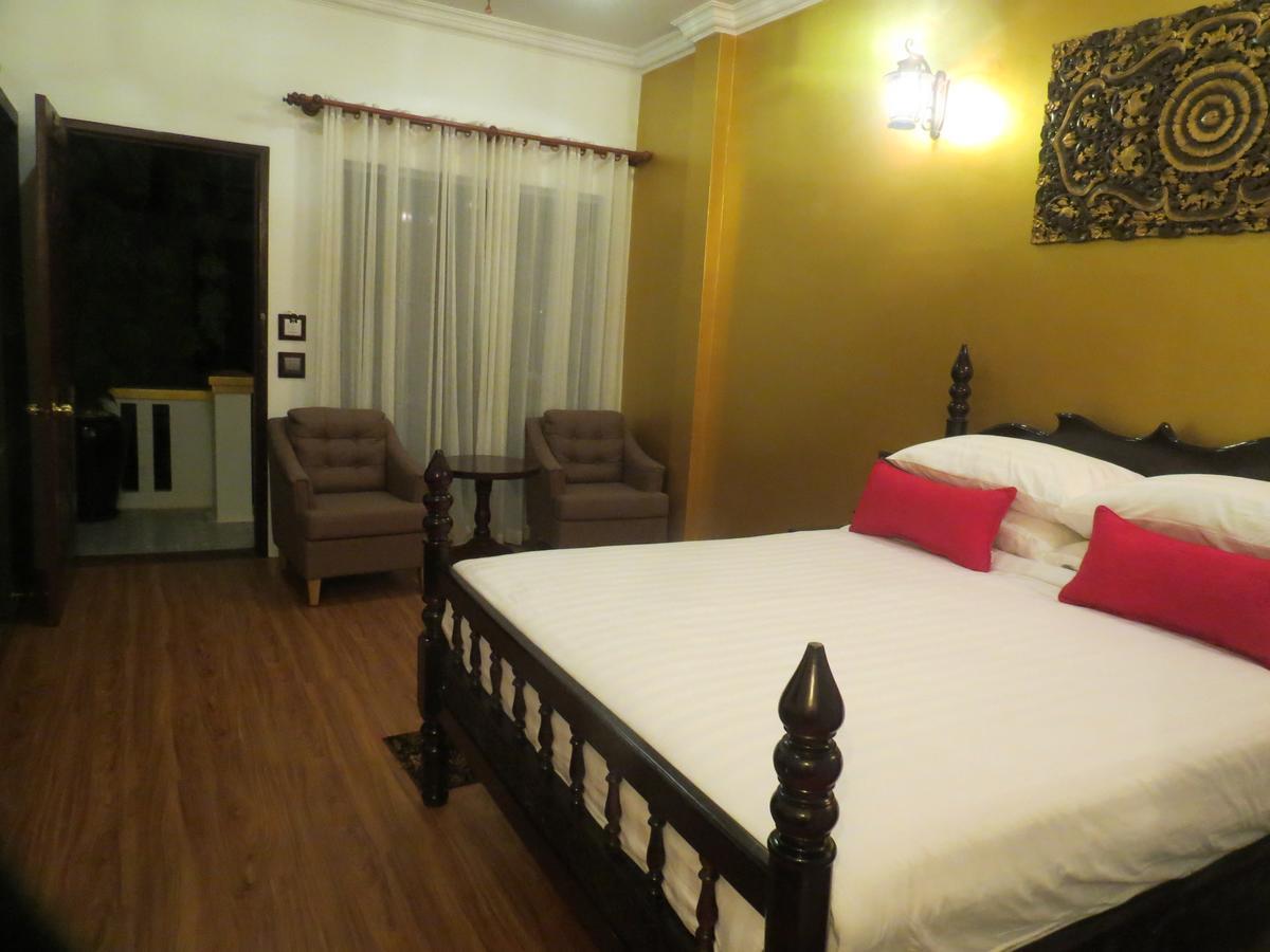 Beyond Yangon Inn Siem Reap Bagian luar foto