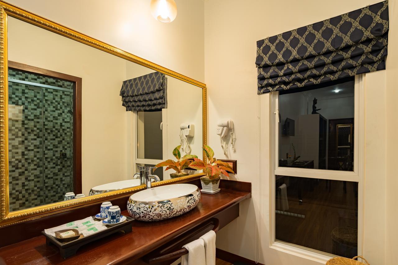 Beyond Yangon Inn Siem Reap Bagian luar foto