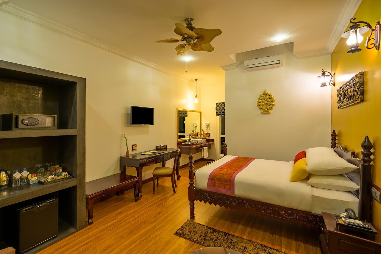Beyond Yangon Inn Siem Reap Bagian luar foto