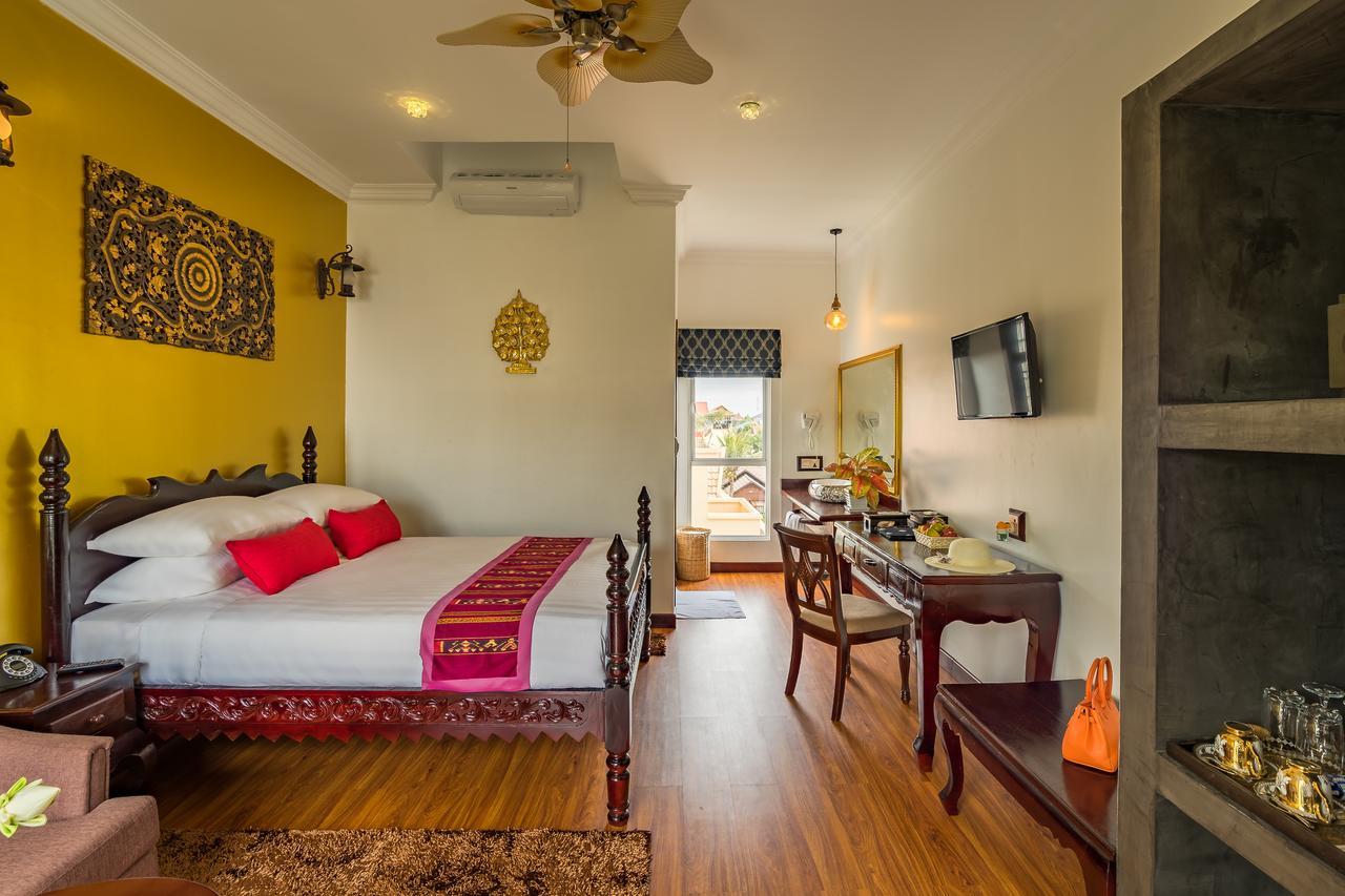 Beyond Yangon Inn Siem Reap Bagian luar foto
