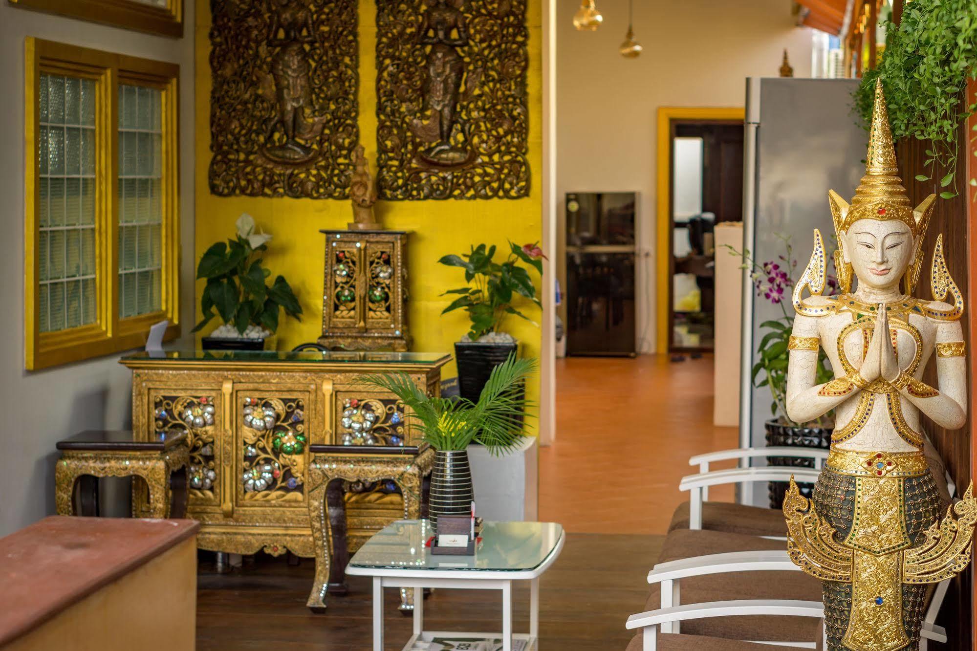 Beyond Yangon Inn Siem Reap Bagian luar foto