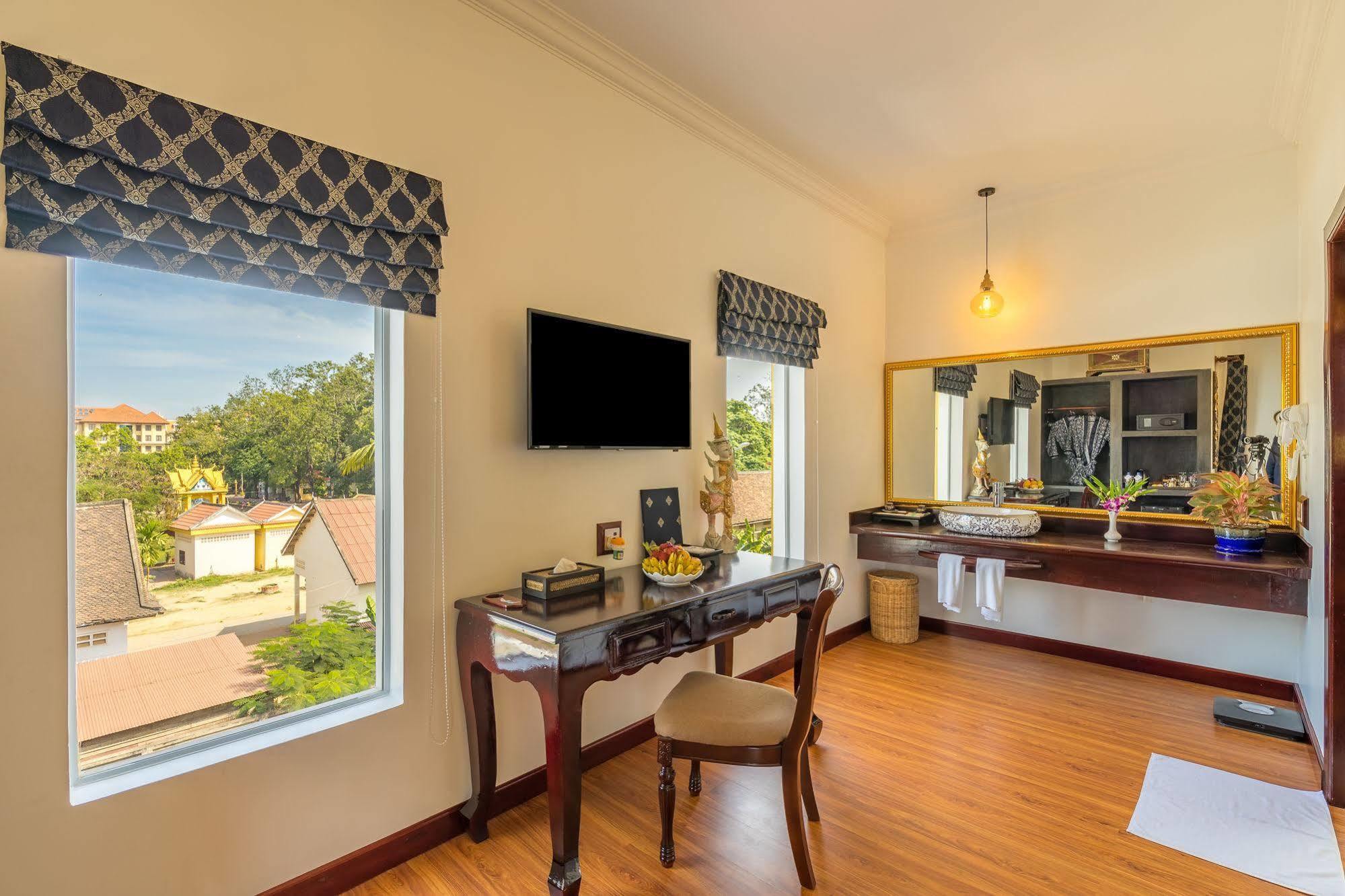 Beyond Yangon Inn Siem Reap Bagian luar foto