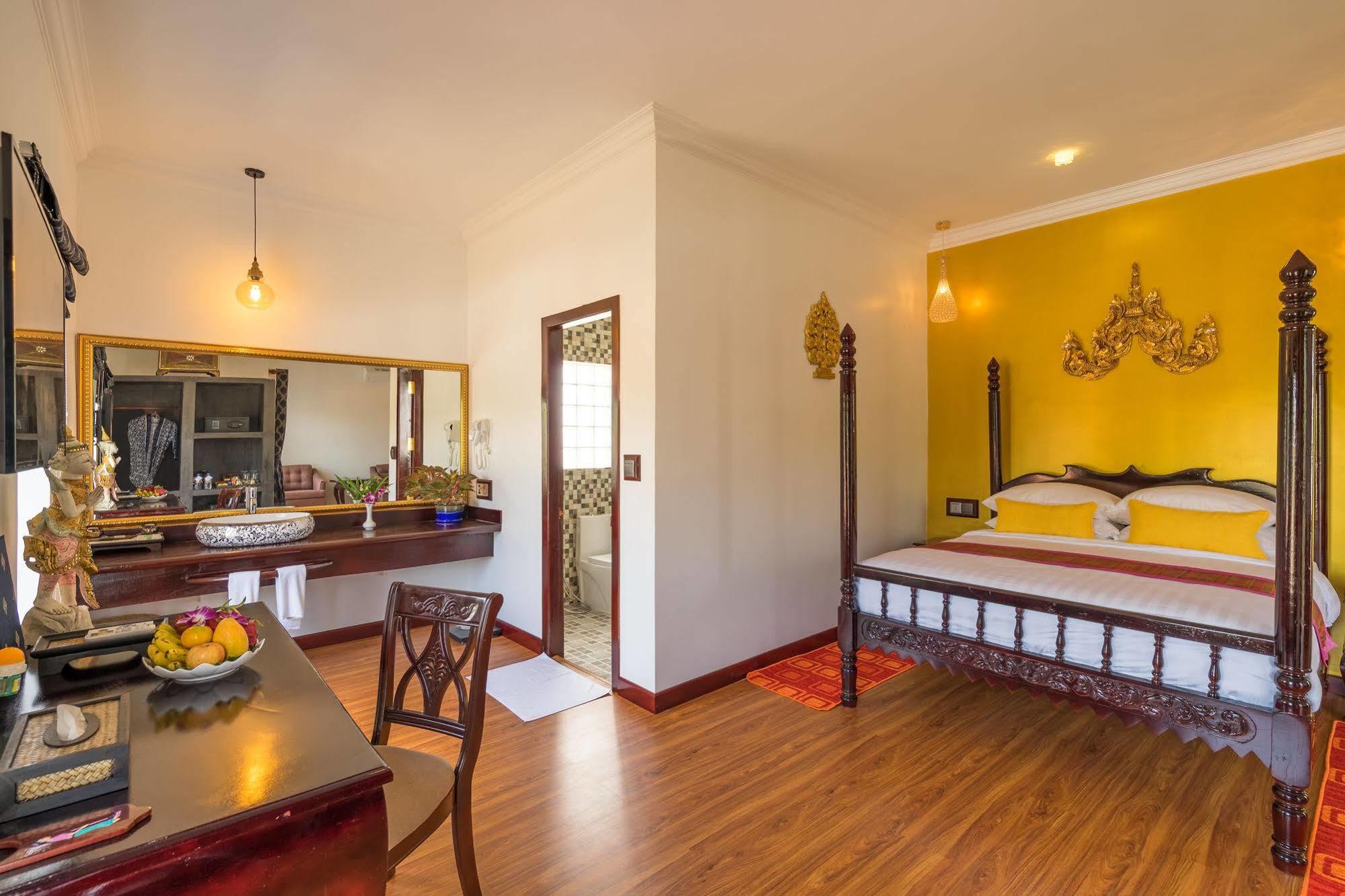 Beyond Yangon Inn Siem Reap Bagian luar foto