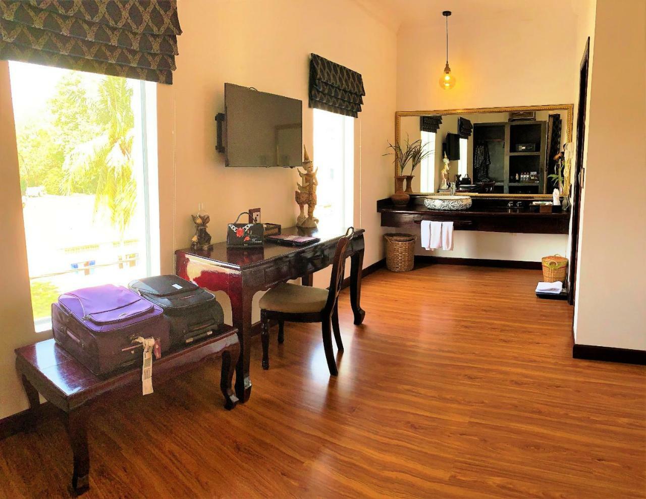 Beyond Yangon Inn Siem Reap Bagian luar foto